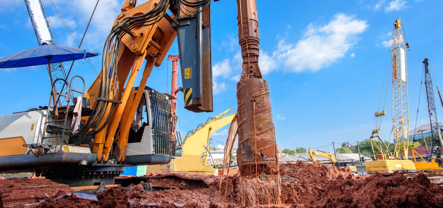 Land drilling machinery image